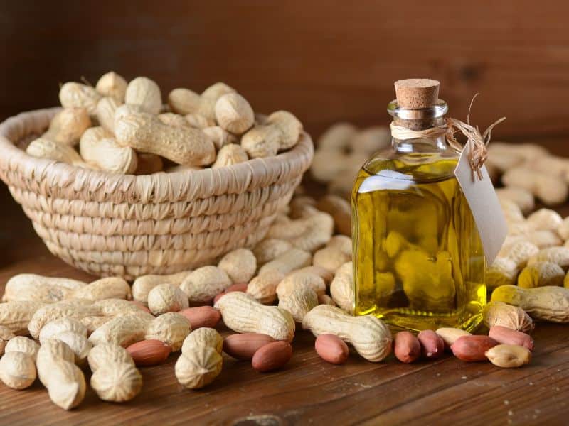 8 Excellent Peanut Oil Substitutes