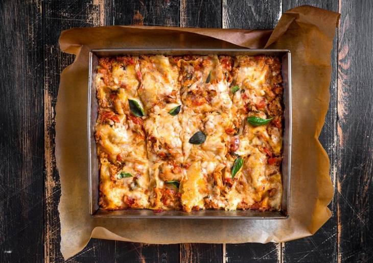 how long time to keep lasagna