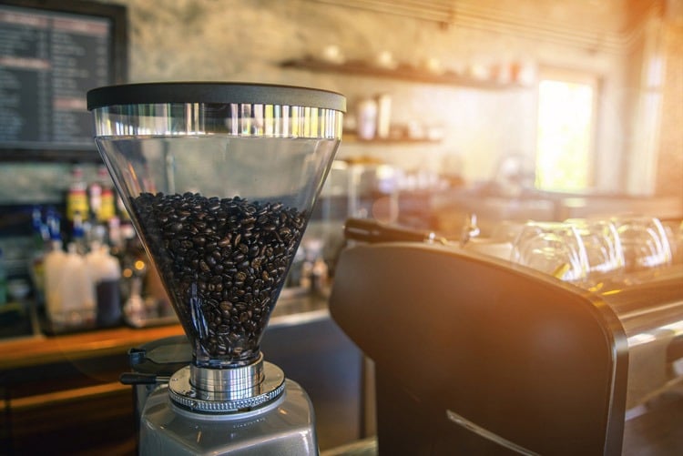brewing-process-coffee-machine