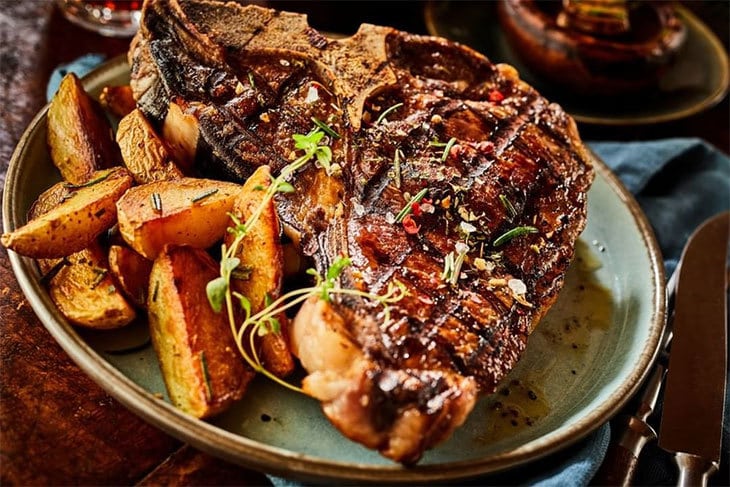 BBQ-Chicken-&-Roasted-Sweet-Potatoes what to serve with roasted sweet potatoes