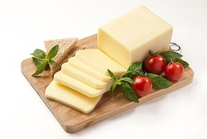 7 Best Alternatives To Use As A White Cheddar Substitute