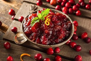 The Ultimate Guide on How to Freeze Cranberry Sauce Properly