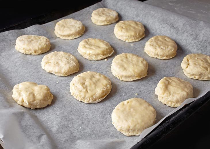 Storing Uncooked Biscuits