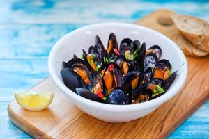 What To Serve With Mussels For Dinner