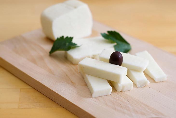 8 Best Substitute For Halloumi Cheese You Shouldn’t Ignore