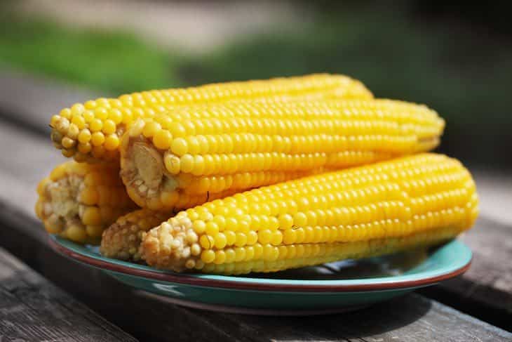 How To Reheat Corn On The Cob? 4 Super Easy Ways To Try