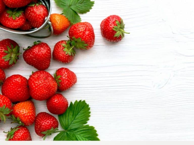 6 Best Strawberry Extract Substitutes