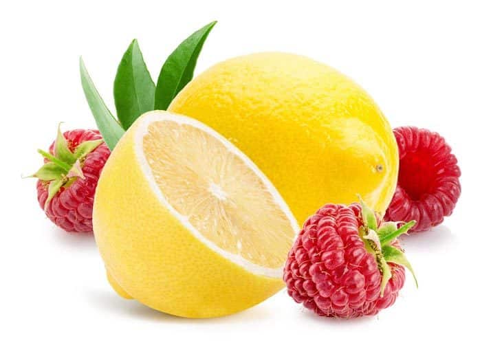 Berries With Lemon Juice