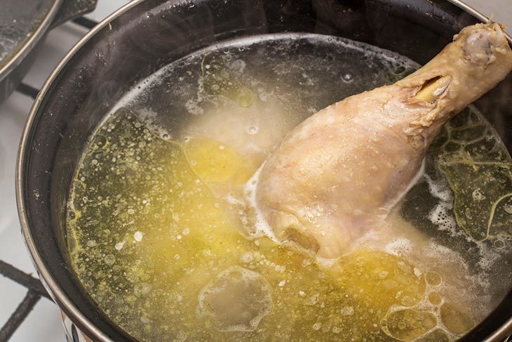 does chicken broth go bad