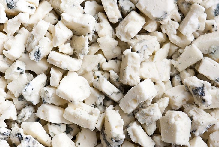 how to crumble blue cheese