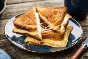 How To Reheat Grilled Cheese? Here Are The Best 3 Ways