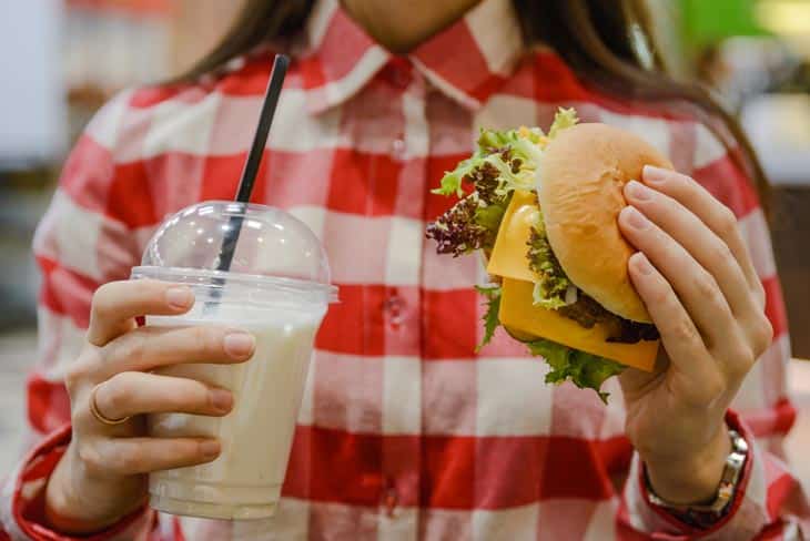 Hamburger Helper Milk Substitute: 15 Alternatives Not To Skip
