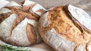 What Does Sourdough Bread Taste Like?